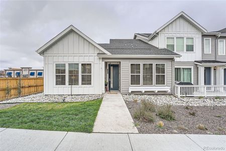 New construction Townhouse house 7500 W Pacific Lane, Lakewood, CO 80227 - photo 1 1