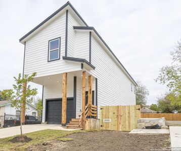 New construction Single-Family house 208 Bargas St, San Antonio, TX 78210 - photo 0 0