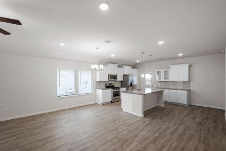 New construction Single-Family house 1127 Manteca Drive, Rosharon, TX 77583 Wren- photo 12 12