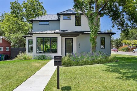 New construction Single-Family house 2019 Brentwood St, Austin, TX 78757 - photo 1