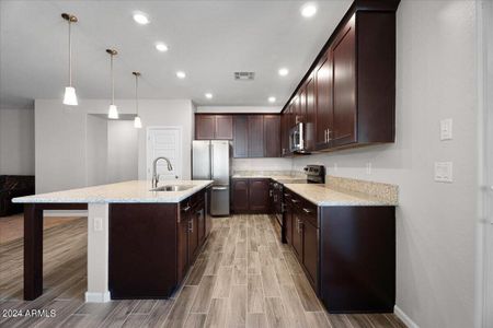 New construction Single-Family house 1182 E Crestridge Drive, Casa Grande, AZ 85122 - photo 3 3