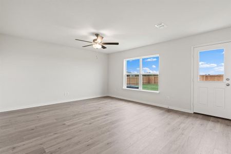 New construction Single-Family house 4901 Delano Street, Greenville, TX 75401 - photo 3 3