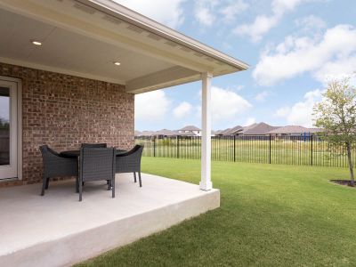 New construction Single-Family house 105 Dove Crest Cove, Liberty Hill, TX 78642 - photo 13 13