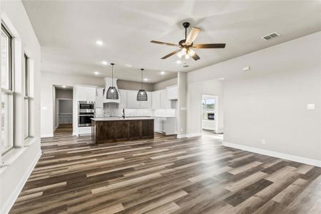 New construction Single-Family house 7008 Ranch View Place, Springtown, TX 76082 The Jackson- photo 8 8