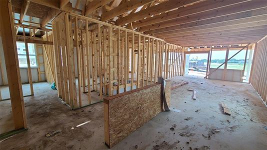 New construction Single-Family house 918 Palo Brea Loop, Hutto, TX 78634 Eleanor Homeplan- photo 21 21