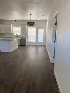 New construction Single-Family house 808 Jameson Street, Weatherford, TX 76086 - photo 3 3