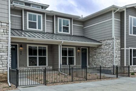 New construction Multi-Family house 330 High Point Drive, Longmont, CO 80504 - photo 40 40