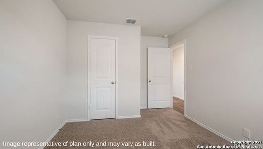 New construction Single-Family house 4908 Rodingite Trace, San Antonio, TX 78253 - photo 18 18