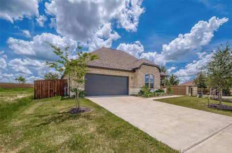 New construction Single-Family house 5802 Caracara, Manvel, TX 77578 - photo 0