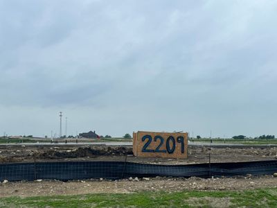 New construction Single-Family house 2209 Meteor Drive, Krum, TX 76249 Mockingbird- photo 2 2