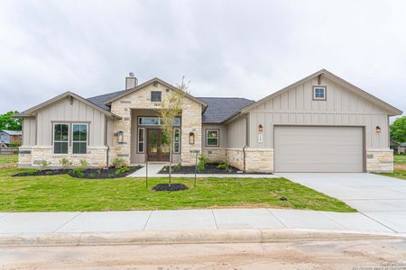 New construction Single-Family house 160 Pradera Ridge Drive, Floresville, TX 78114 - photo 10 10