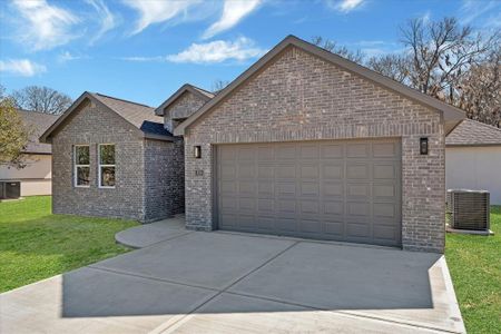 New construction Single-Family house 939 Lake View Drive, Montgomery, TX 77356 - photo 3 3