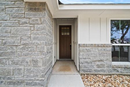New construction Single-Family house 2 Stepping Stone Ct, Wimberley, TX 78676 - photo 2 2