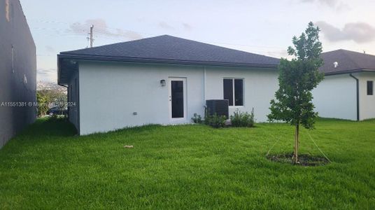 New construction Single-Family house 801 Sw 13Th Ct, Pompano Beach, FL 33060 - photo 24 24