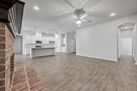 New construction Single-Family house 640 Mooney Drive, Saginaw, TX 76179 - photo 13