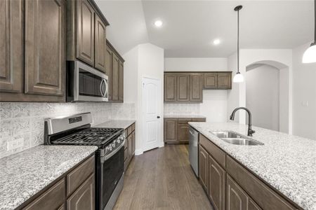 4525 Brentfield Kitchen3