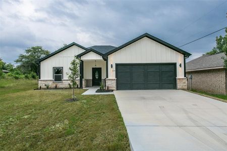 New construction Single-Family house 316 Bounding Main Street, Gun Barrel City, TX 75156 - photo 1 1