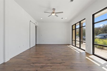 New construction Condo/Apt house 4801 Springdale Rd, Unit 1003, Austin, TX 78723 LW2- photo 7
