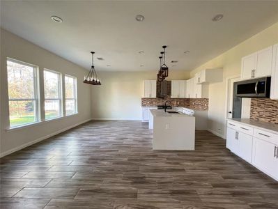 New construction Single-Family house 7402 Charred Pine Drive, Magnolia, TX 77354 - photo 15 15