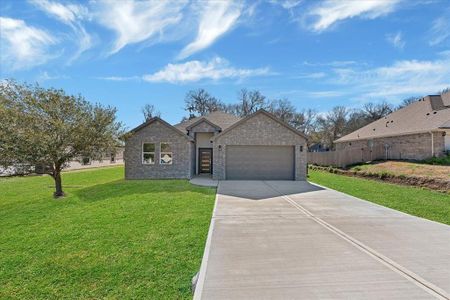 New construction Single-Family house 939 Lake View Drive, Montgomery, TX 77356 - photo 1 1