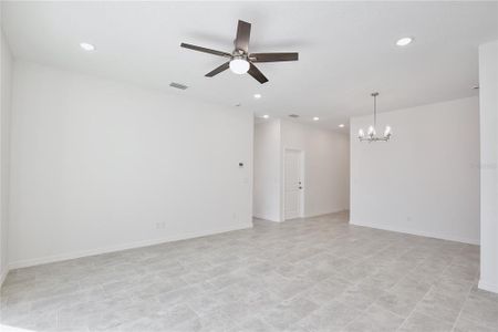 New construction Single-Family house 441 Cierra Oaks Circle, Lady Lake, FL 32159 - photo