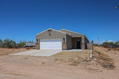 New construction Single-Family house 21816 W Taft Avenue, Wittmann, AZ 85361 - photo 1 1