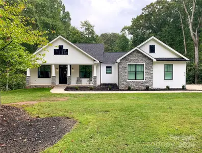 New construction Single-Family house 219 W Gleneagles Road, Statesville, NC 28625 - photo 0