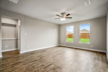 New construction Single-Family house 15545 Putney Way, Fort Worth, TX 76247 REDROCK- photo 14 14