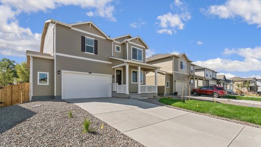 New construction Single-Family house 4525 Cattle Cross Trl, Castle Rock, CO 80104 Holcombe- photo 2 2