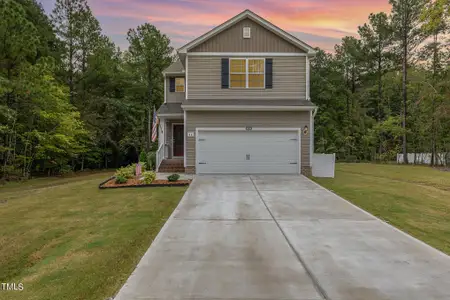 New construction Single-Family house 40 Nandina Lane, Youngsville, NC 27596 - photo 0