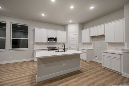 New construction Single-Family house 9320 Trestle Creek, San Antonio, TX 78254 - photo 5 5