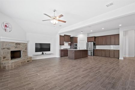 New construction Single-Family house 1405 Bentwood Drive, Garland, TX 75041 - photo 6 6