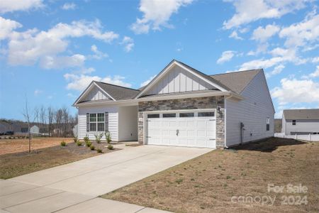 New construction Single-Family house 105 Tanner Loop, Troutman, NC 28166 - photo 14 14