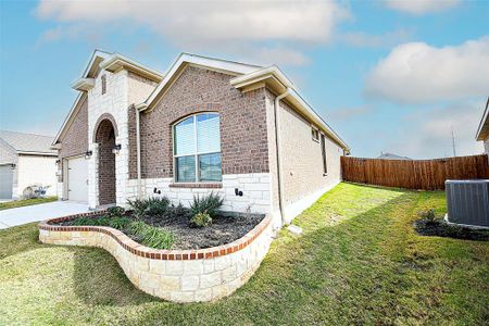 New construction Single-Family house 144 Windmill Drive, Rhome, TX 76078 - photo