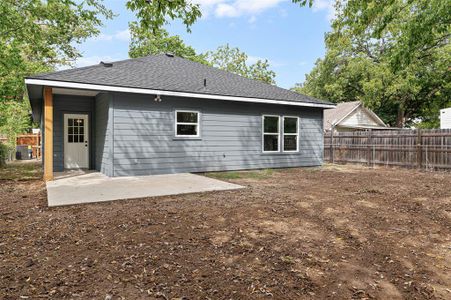 New construction Single-Family house 518 N Clements Street, Gainesville, TX 76240 - photo 23 23
