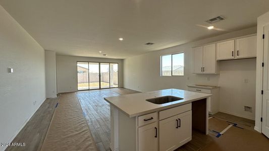 New construction Single-Family house 4111 E Bradford Avenue, San Tan Valley, AZ 85143 Sunflower Homeplan- photo 13 13