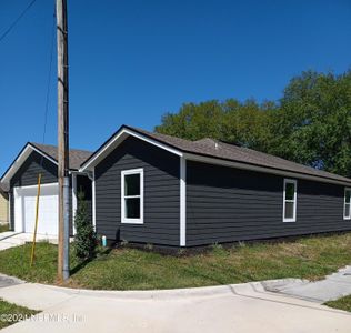 New construction Single-Family house 4319 Bessie Circle E, Jacksonville, FL 32209 - photo 2 2