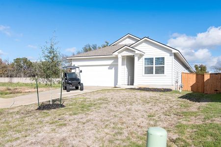 New construction Single-Family house 117 Wagon Spoke Way, Liberty Hill, TX 78642 - photo 29 29