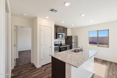 New construction Single-Family house 1083 W 20Th Street, Florence, AZ 85132 - photo 5 5