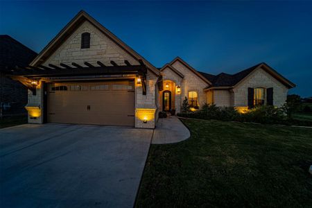 Harbor Lakes by Al Couto Homes in Granbury - photo
