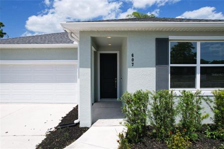 New construction Single-Family house 607 Dominish Estates Drive, Apopka, FL 32712 - photo 2 2