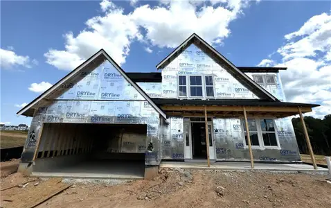 New construction Single-Family house 701 Crystal Lake Parkway, Hoschton, GA 30548 Blair- photo 0