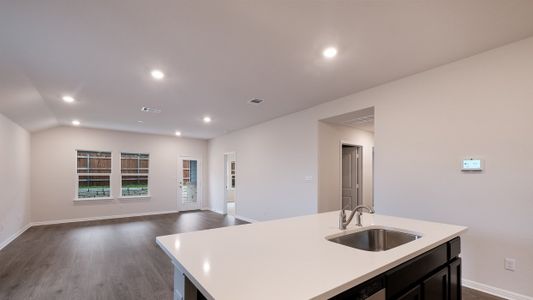 New construction Single-Family house 104 Heatherwood Terrace, Marble Falls, TX 78654 - photo 31 31