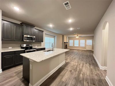 New construction Single-Family house 528 Firethorn Drive, Royse City, TX 75189 - photo 3 3