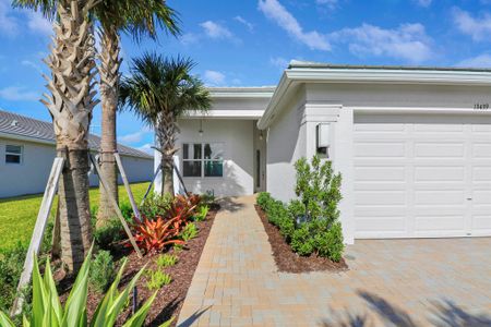 New construction Single-Family house 13439 Sw River Rock Road, Port Saint Lucie, FL 34987 - photo 8 8