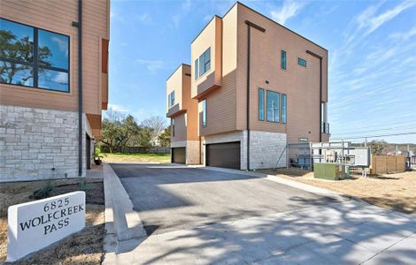 New construction Single-Family house 6821 Wolfcreek Pass, Unit 1, Austin, TX 78749 Flora- photo 2 2