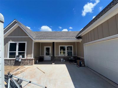 New construction Single-Family house 5007 Waterfield, Granbury, TX 76048 - photo 1 1