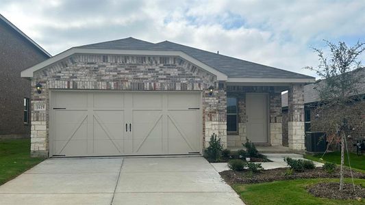 New construction Single-Family house 1619 Garmon Street, Crandall, TX 75114 - photo 0