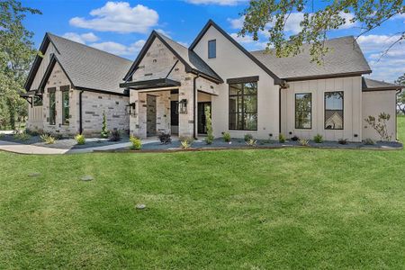 New construction Single-Family house 1044 Estancia Drive, Weatherford, TX 76088 - photo 1 1