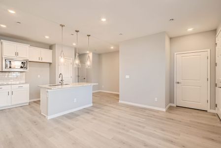 New construction Townhouse house 95 N Vandriver Place, Aurora, CO 80018 - photo 7 7